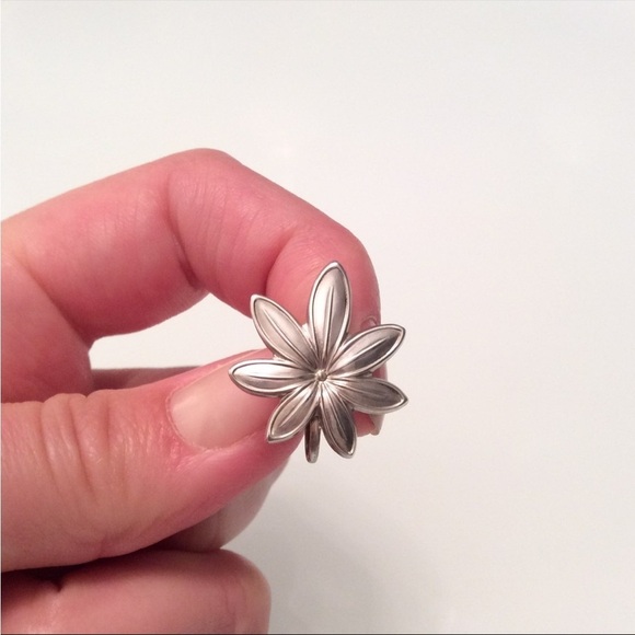 LEAF FLOWER SCREW BACK CLIP ON STERLING SILVER EARRINGS VINTAGE - Picture 3 of 6
